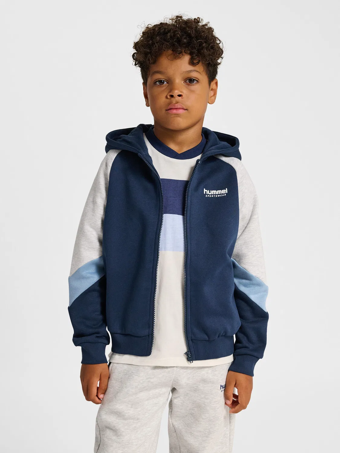 Детское худи с молнией и капюшоном Hmljr Loose Hummel, Pfauenblau Sturmblau