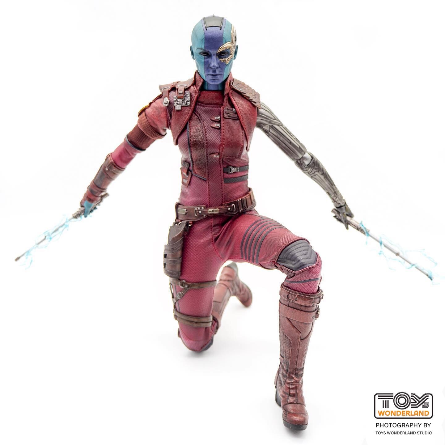 

Фигурка Hot Toys Avengers Endgame. Nebula MMS534, 29,5 см