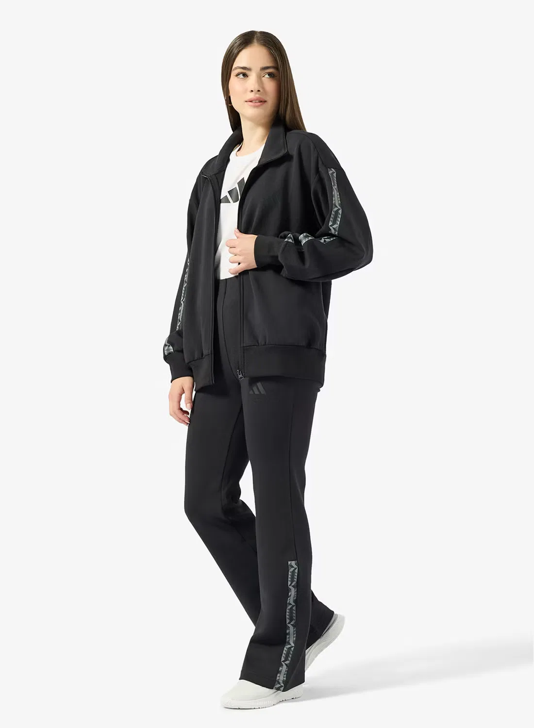 Куртка спортивная с длинным рукавом Saudia travel pack soft lux loose Adidas, черный — фото 4