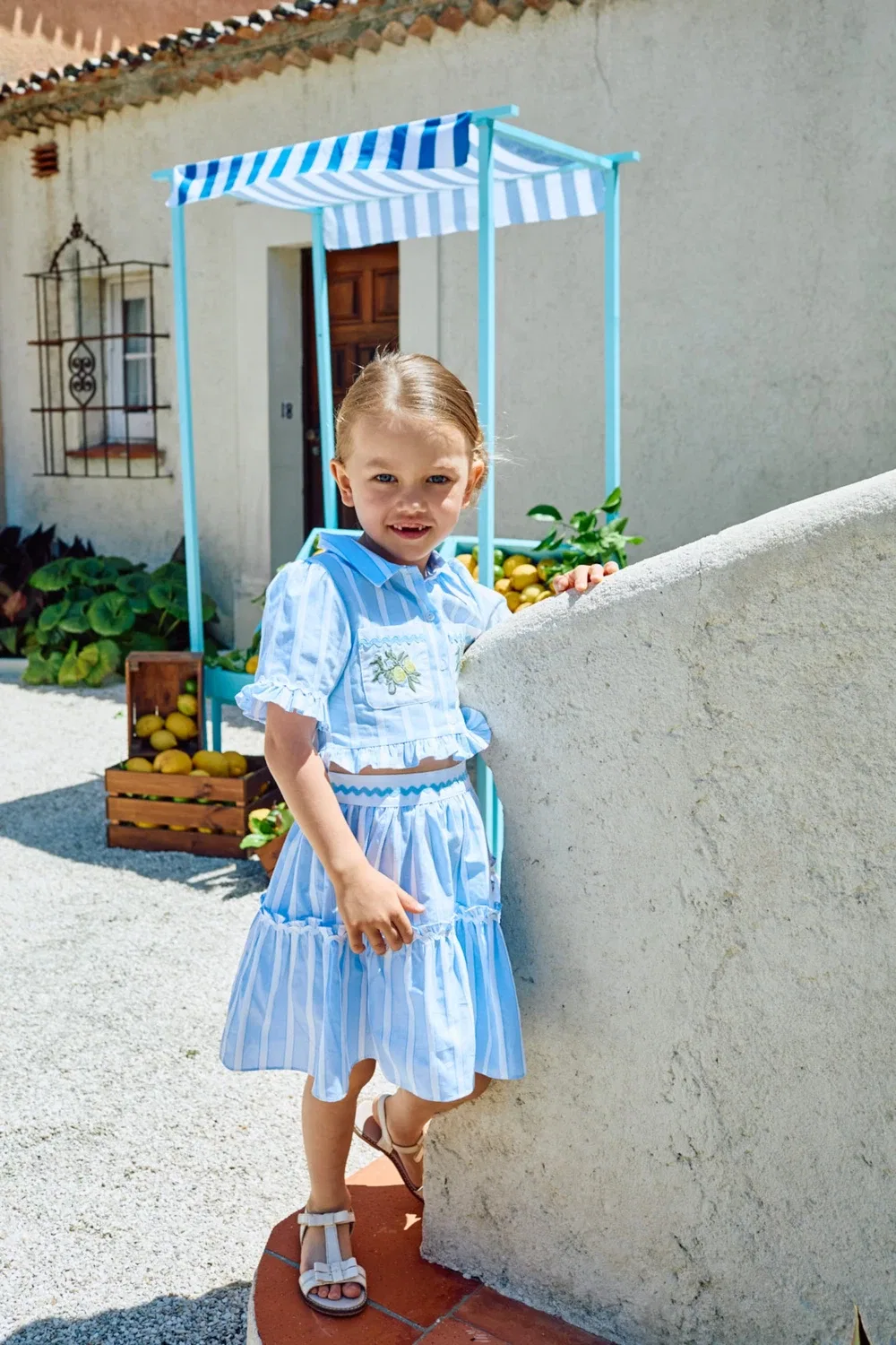 Комплект из полосатой рубашки и юбки Patachou, синий — фото 4