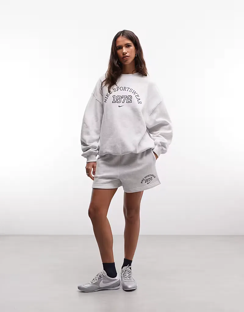 Свободная толстовка Nike Studio Fleece в стиле университетской формы, светло-серый — фото 2