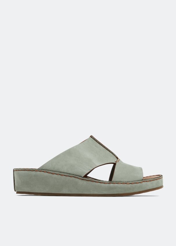 

Сандалии PRIVATE COLLECTION Giunto Nabuk Cucire sandals, серый