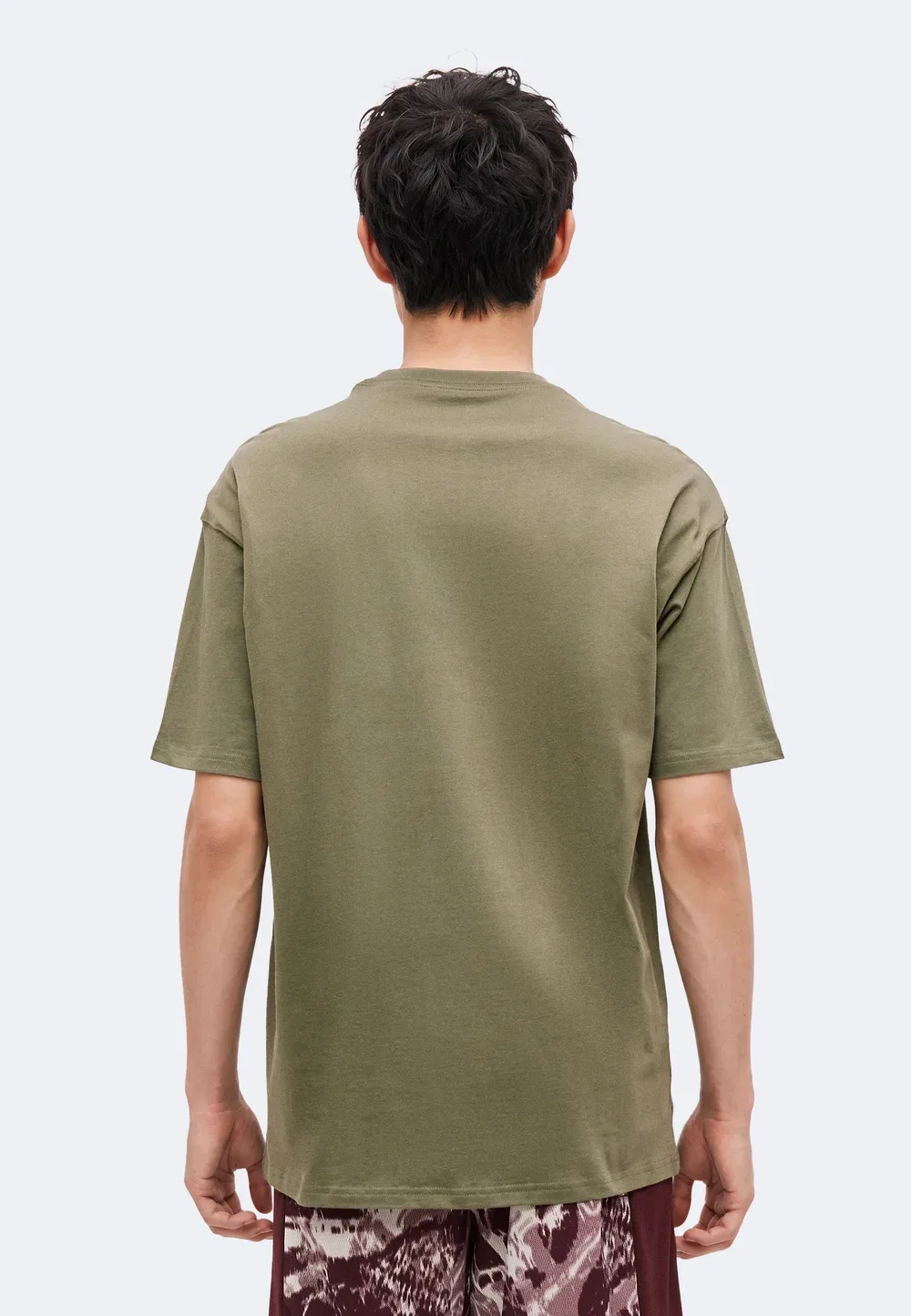 Стандартная спортивная футболка Nike Performance, Medium Olive/Pale Ivory — фото 3