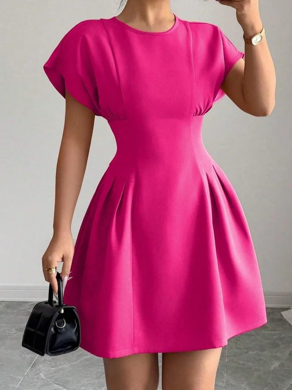 Женское A-силуэта мини-платье с коротким рукавом, Hot Pink — фото 2
