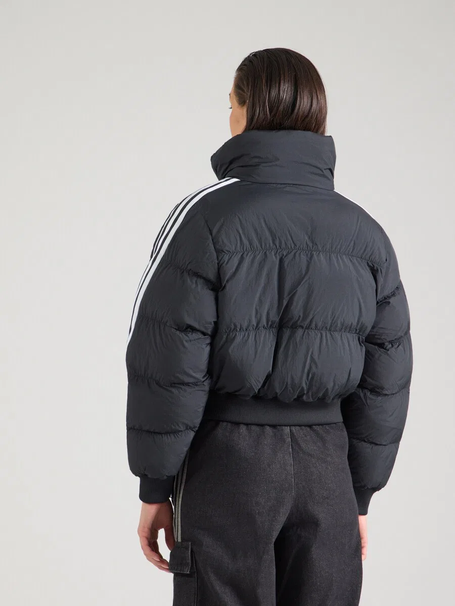 Зимняя куртка ADIDAS ORIGINALS 'Adicolor JKT' черного цвета — фото 4