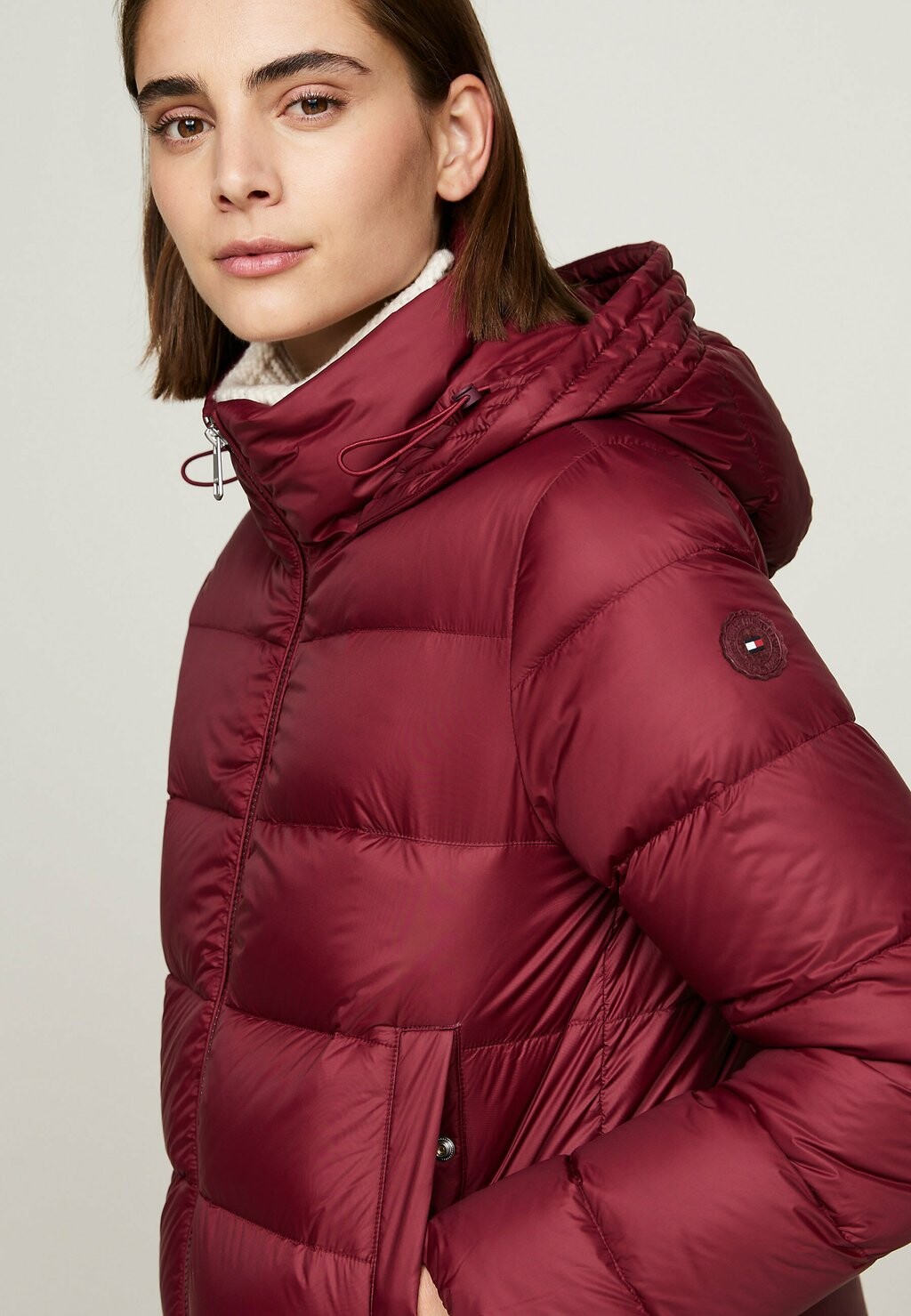 

Зимняя куртка CASUAL Tommy Hilfiger, темно-красный