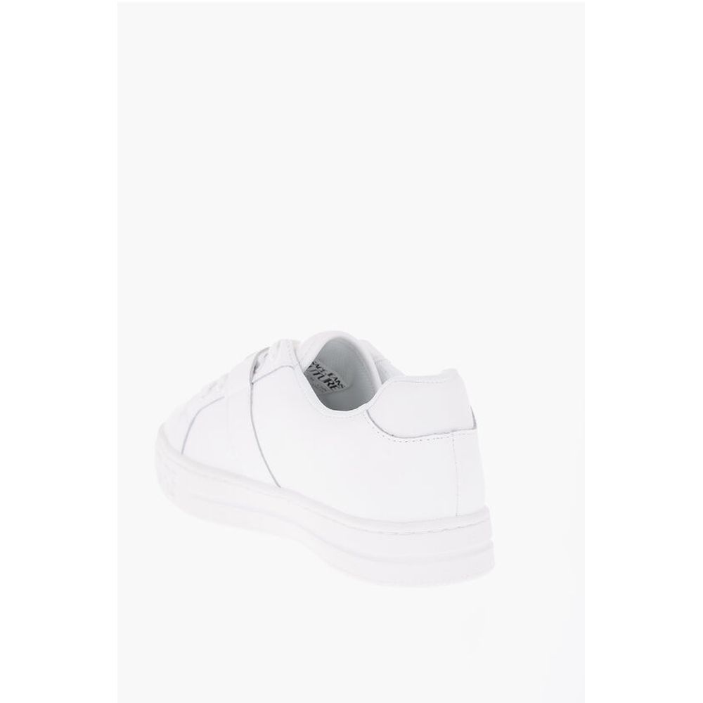 Низкие кожаные кеды JEANS COUTURE с крупным декоративным элементом Versace, White — фото 2