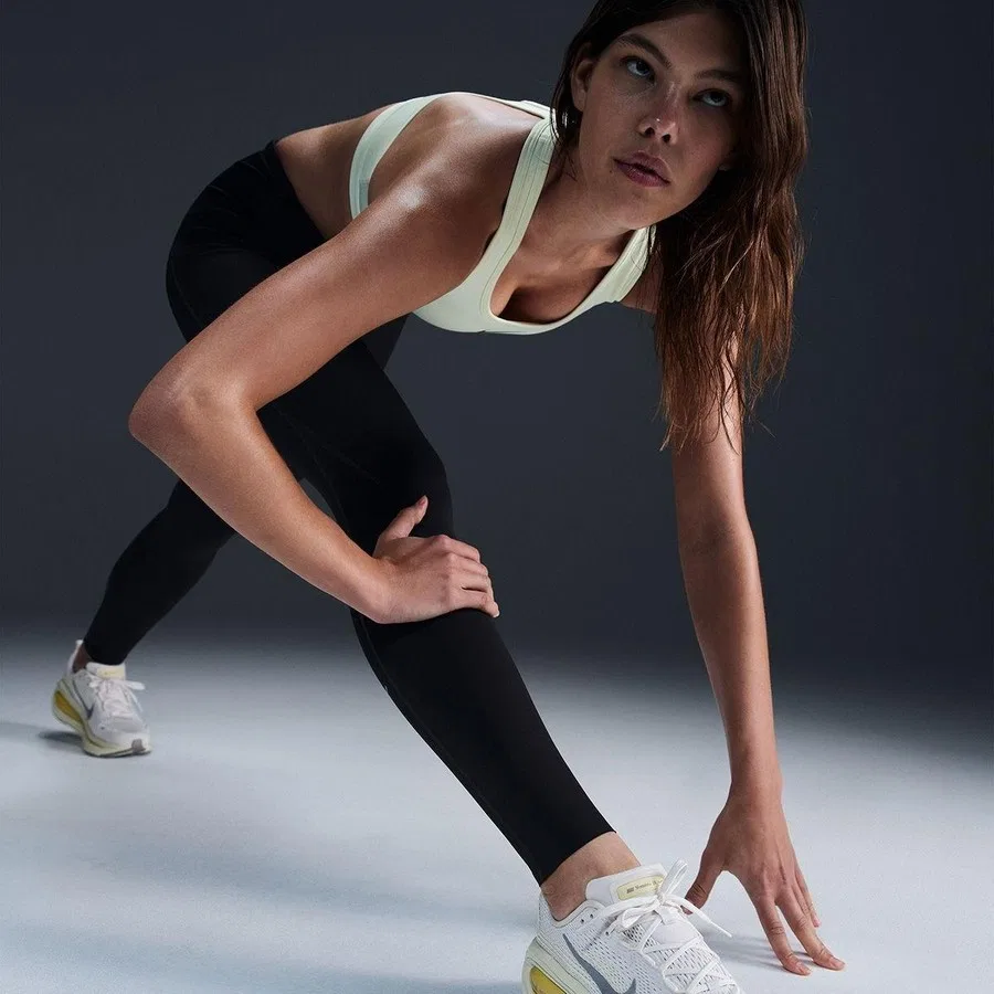 Женские леггинсы для тренировок Dri-FIT High Waisted 7/8 Nike, Черный — фото 4