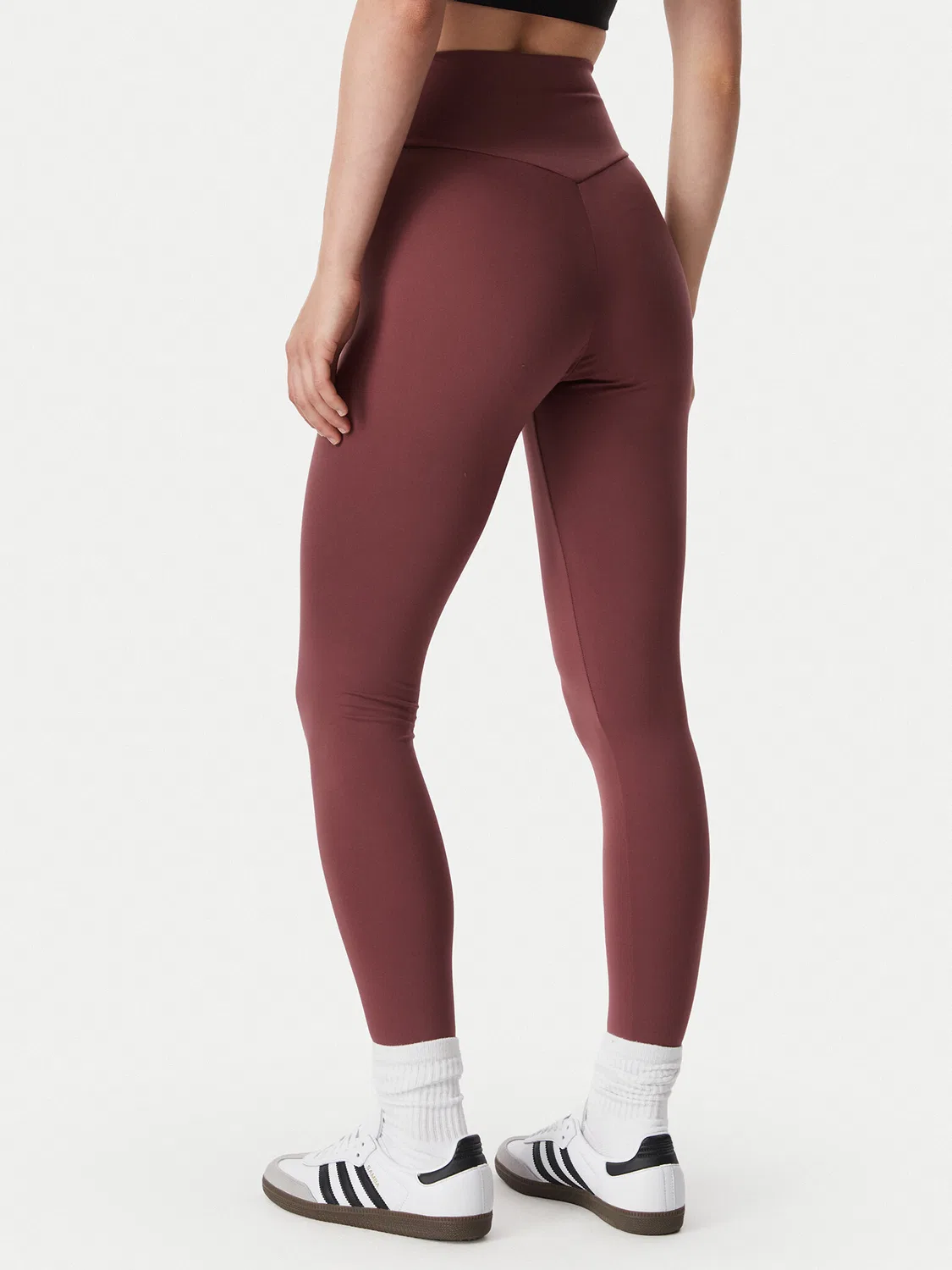 Женские леггинсы облегающего кроя Essentials Tights Adidas, коричневый — фото 3