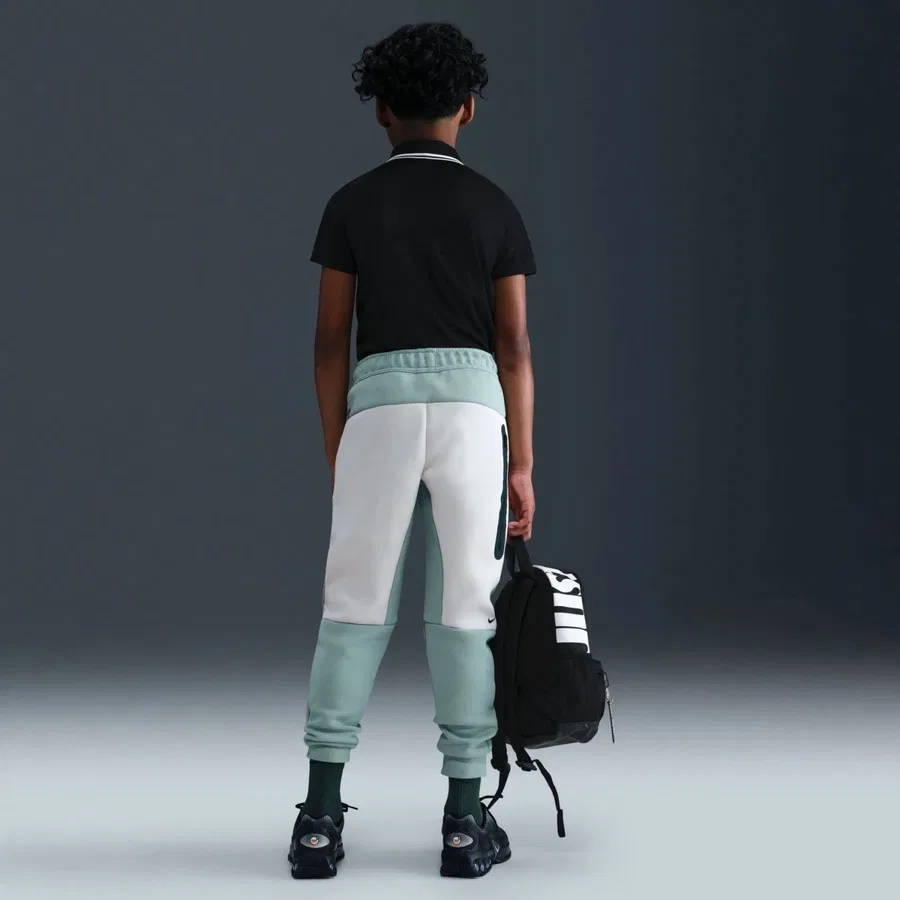 Спортивные брюки с технологией Tech Fleece Nike Sportswear, Зеленый — фото 4