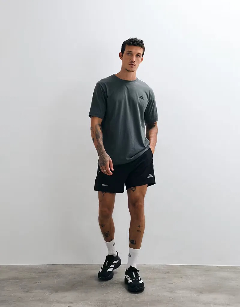 Футболка Adidas performance Workout essentials feelready в цвете Legend Ivy — фото 3