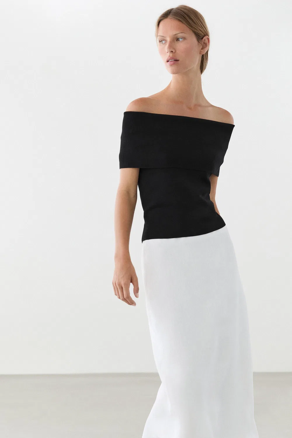 Топ Massimo Dutti Off-The-Shoulder, черный — фото 2