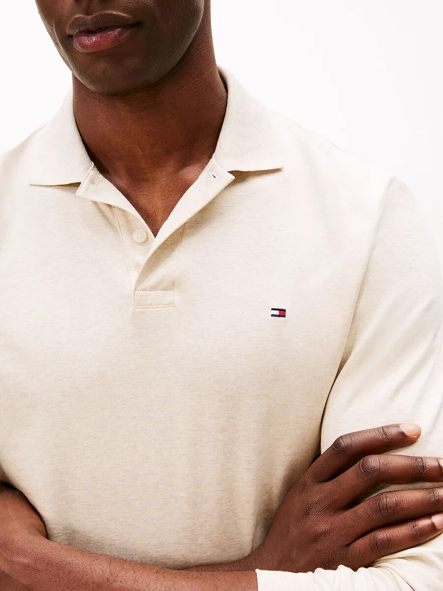 Футболка TOMMY HILFIGER бежевого цвета — фото 3