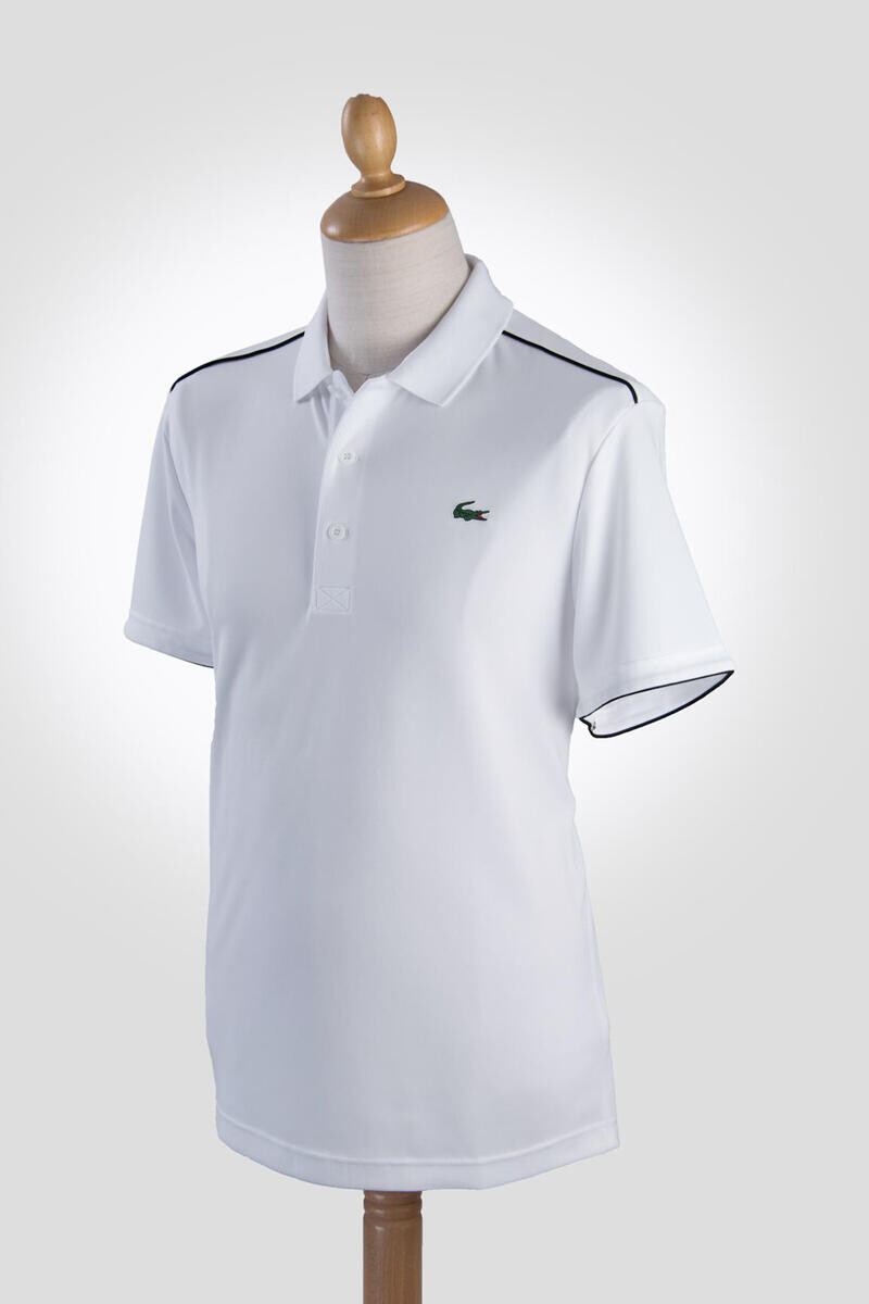 

Рубашка-поло с контрастной окантовкой на плечах и концах рукавов. Lacoste, белый