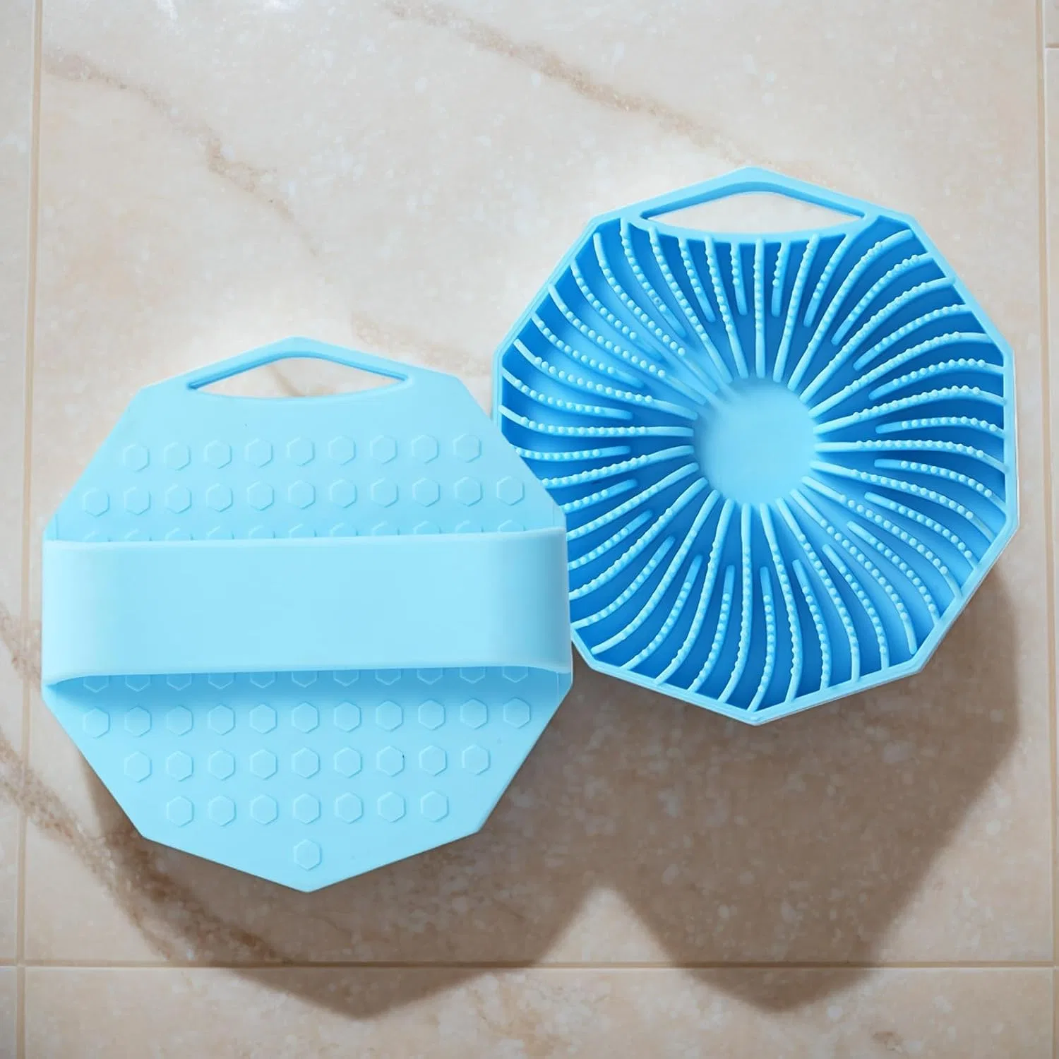 Щетка для тела из силикона, 2 шт, 80 г, Blau Genérico — фото 2