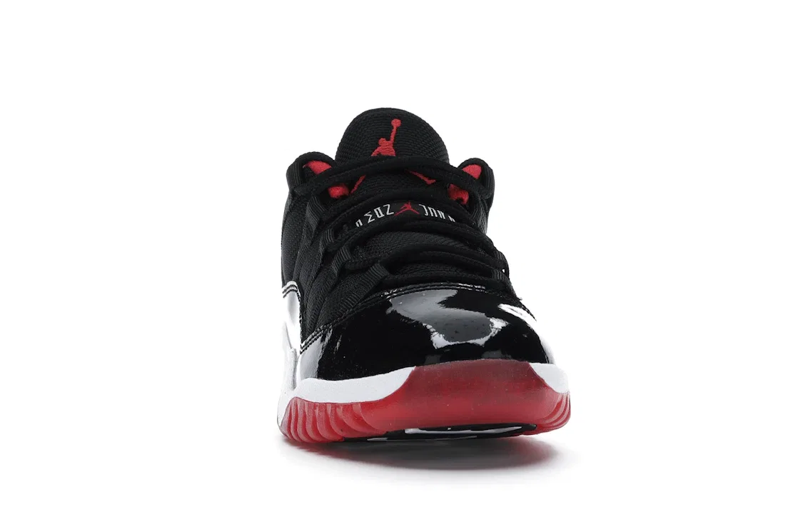 Детские кроссовки с принтом Jordan 11 Low Jordan, Black True Red White — фото 2
