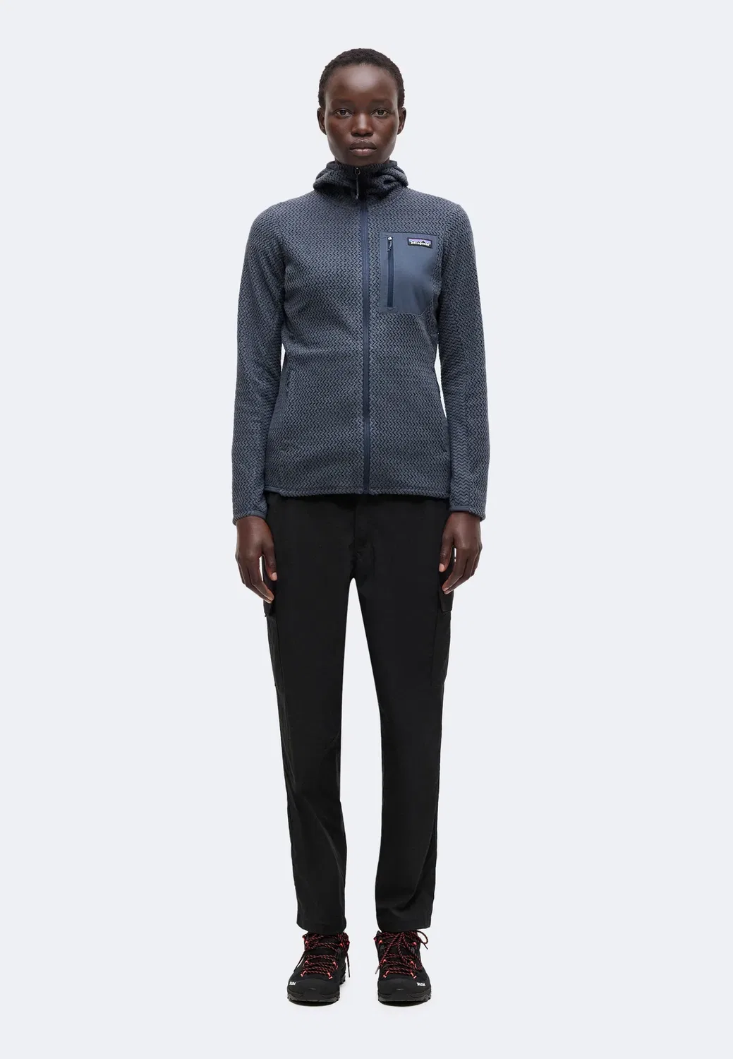 Толстовка R1 air на молнии с капюшоном - флисовая куртка Patagonia, Smolder Blue — фото 2