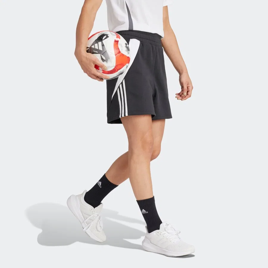 Спортивные шорты ADIDAS PERFORMANCE Regular Workout Pants 'Tiro 24' черного цвета — фото 4