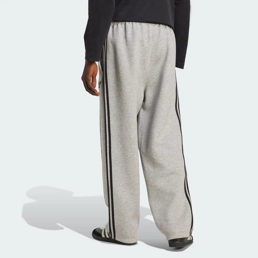 Спортивные штаны свободного кроя из футера Adicolor Spacer Baggy Track Pants adidas, Серый — фото 2