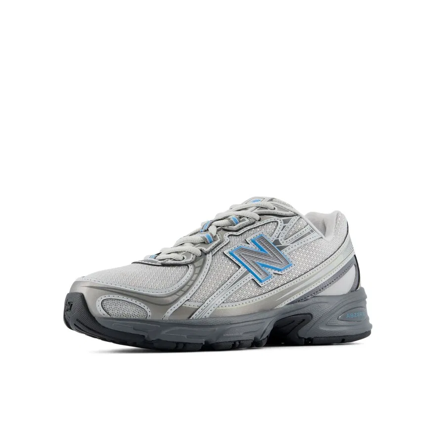Кроссовки New Balance '740' серого цвета