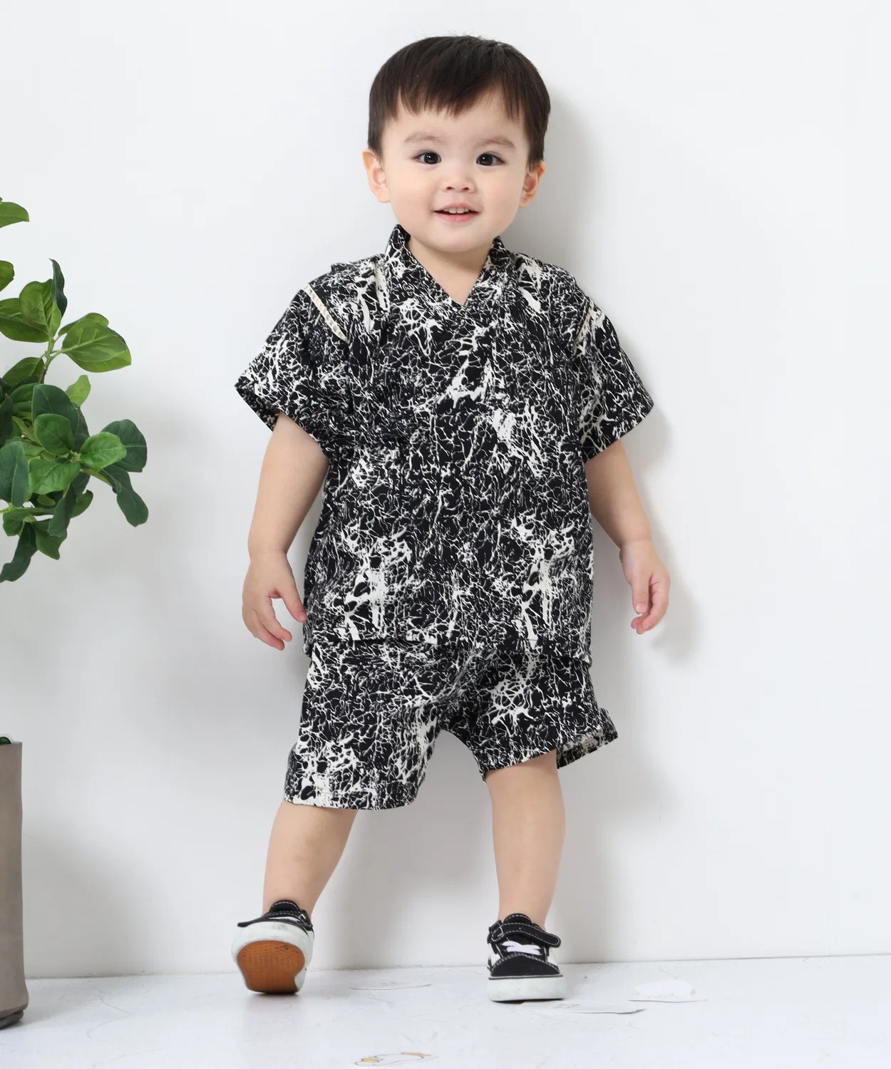 Детское кимоно-юката с принтом FUNALIVE, Black