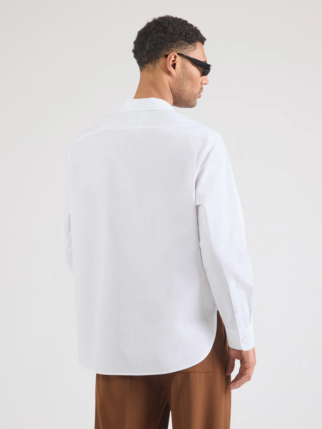 Рубашка на пуговицах Calvin Klein Comfort fit белого цвета — фото 3