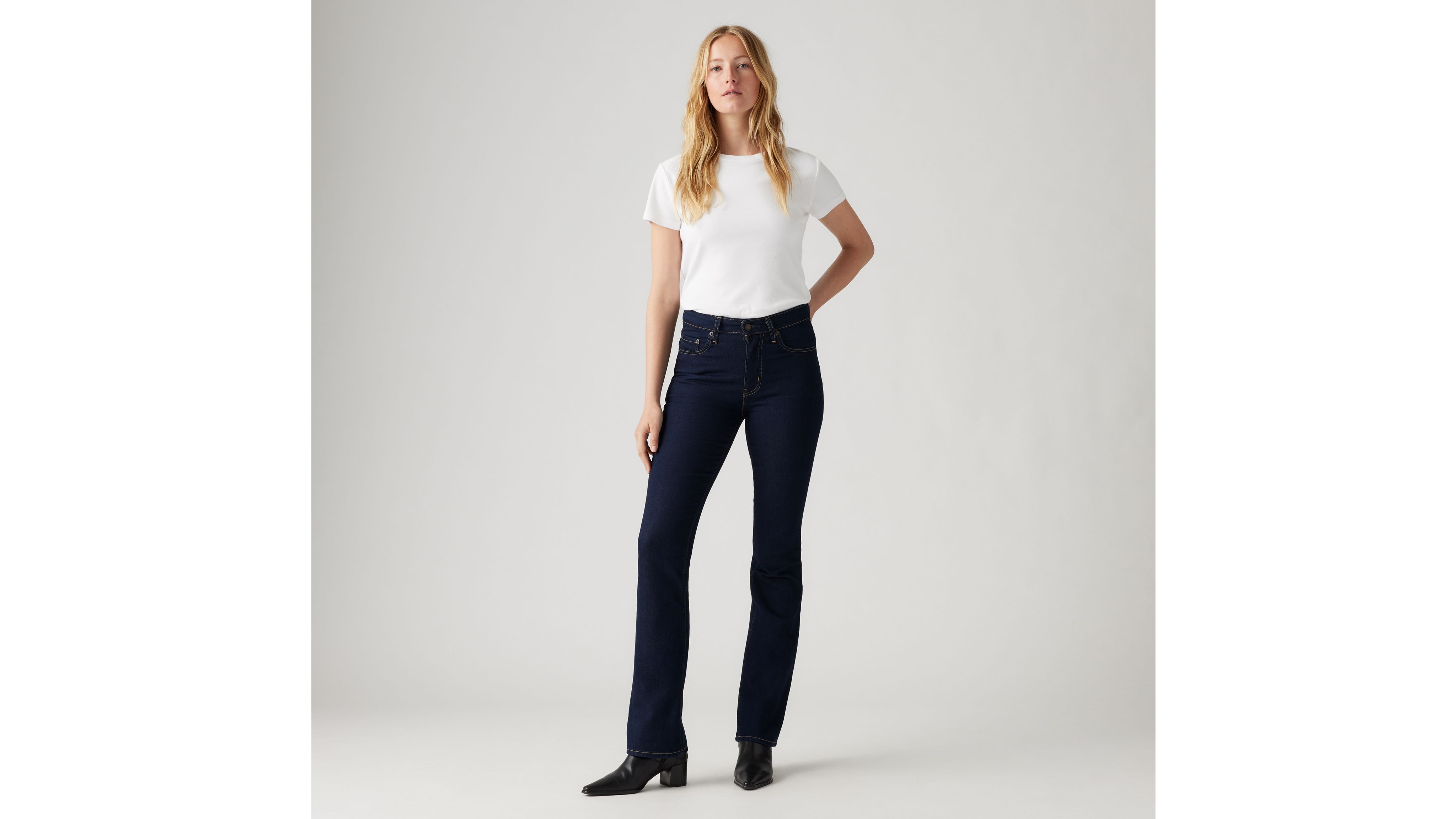 

725 Джинсы женские Bootcut с высокой посадкой Levi's, цвет Cast Shadows - Dark Wash
