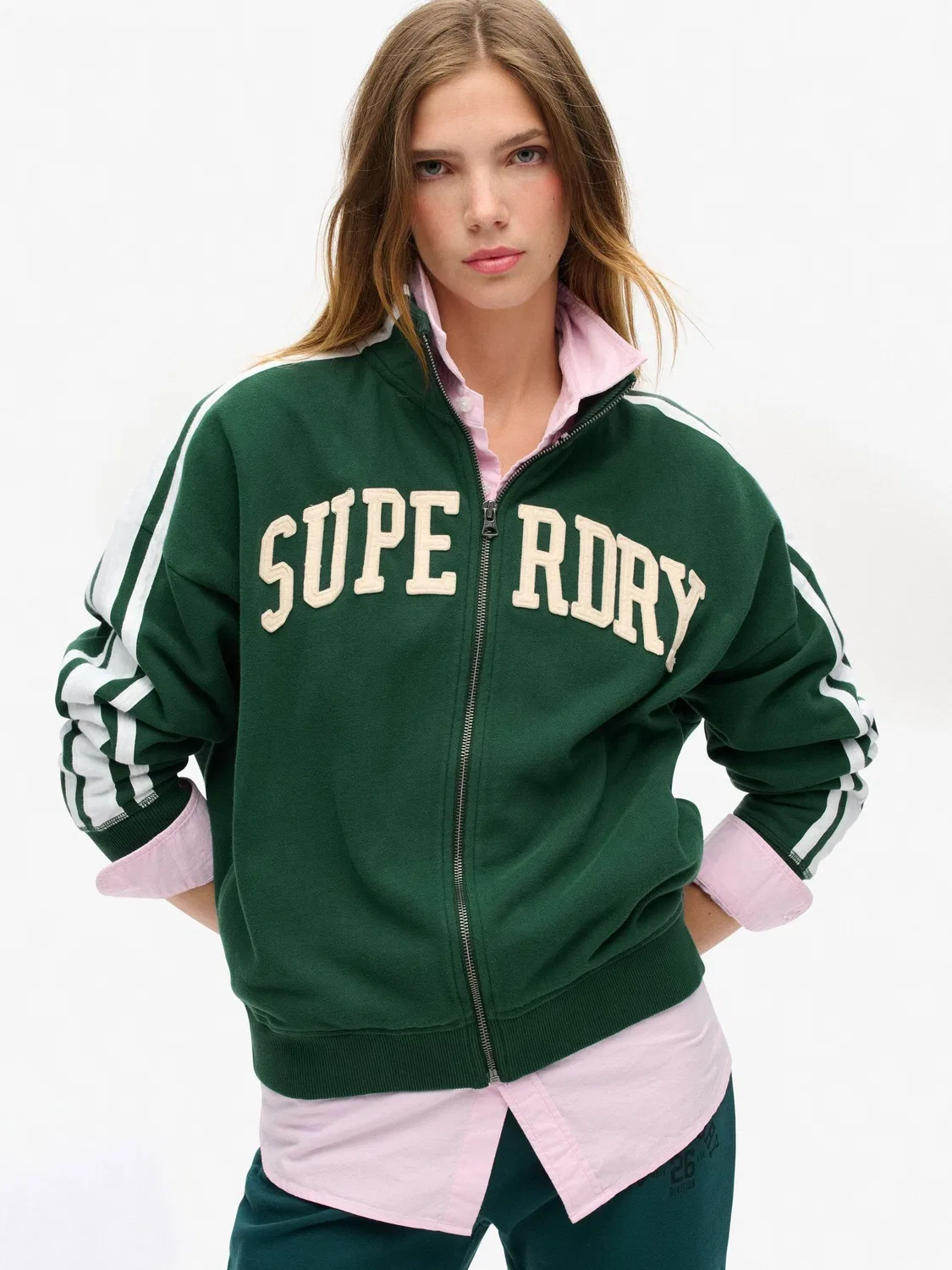 Толстовка оверсайз Athletic Essentials Applique Loose Zip Track Top Superdry, зеленый — фото 4