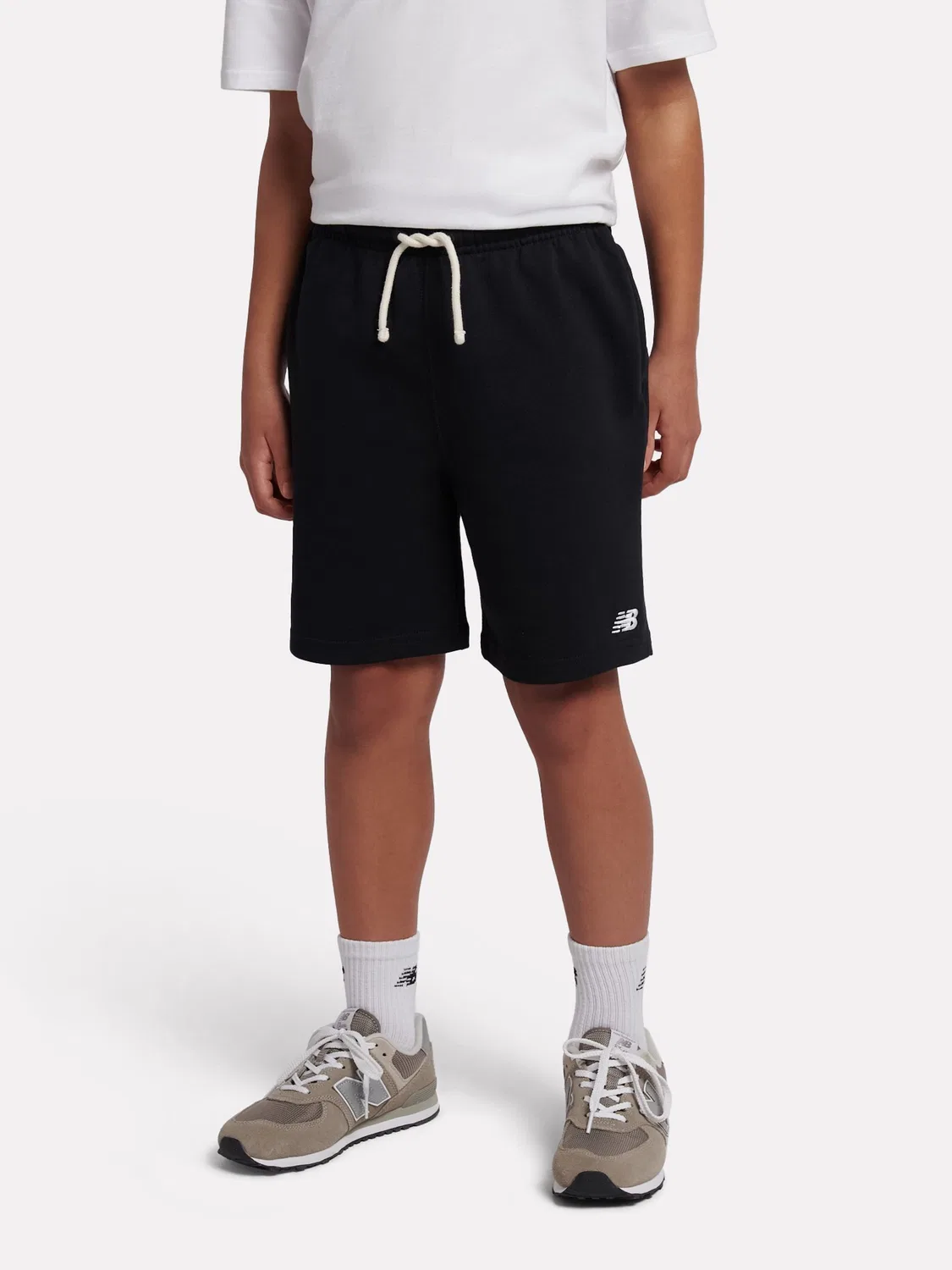 Шорты из французского футера New Balance Black, черные