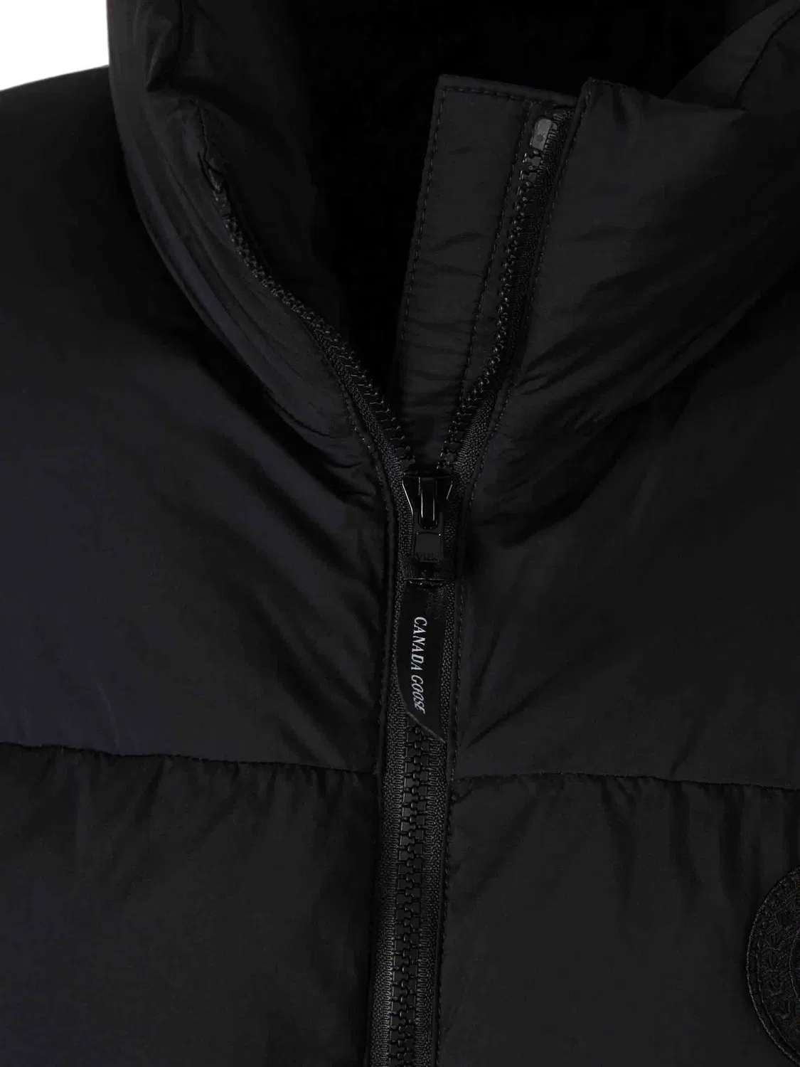 Canada Goose Стеганый жилет Fallon черный — фото 4