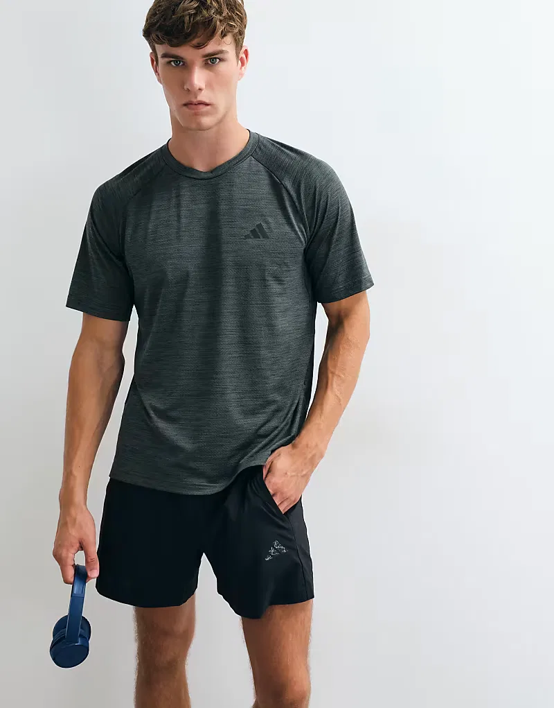 Футболка Adidas Training tech essentials, черный — фото 3