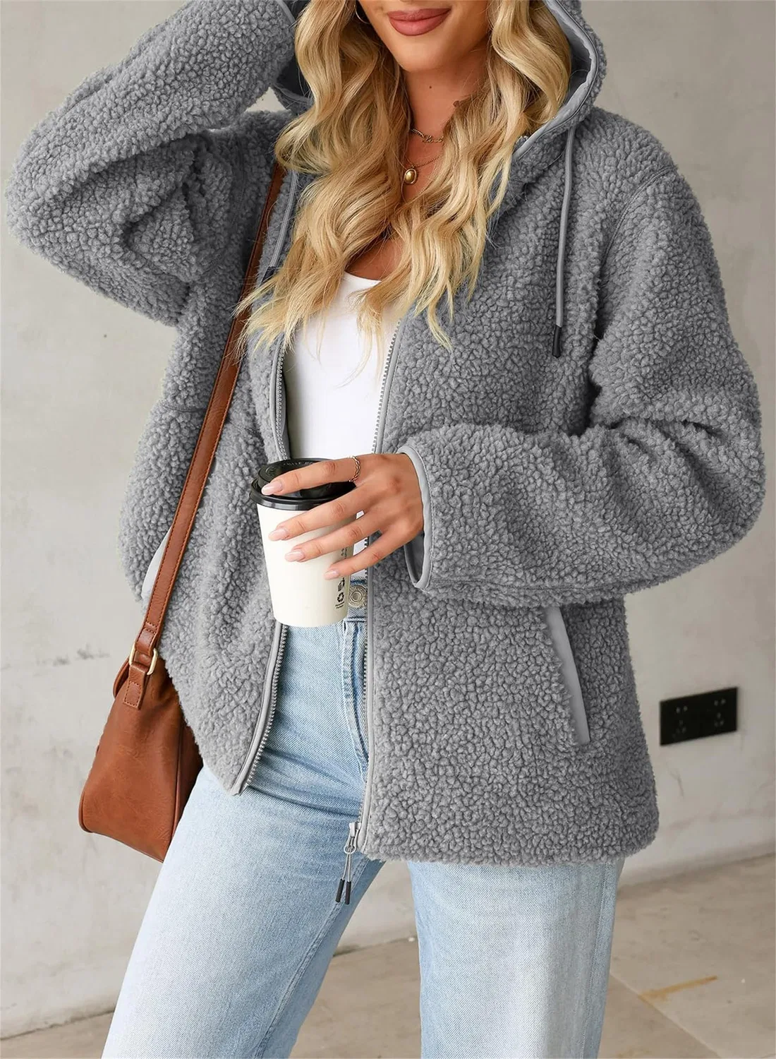 Женская куртка с капюшоном и длинным рукавом Fuzzy, Grigio — фото 4