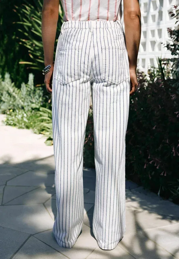 Брюки деним Regular fit - drawstring waist - wide leg Next, ecru striped, экрю — фото 3