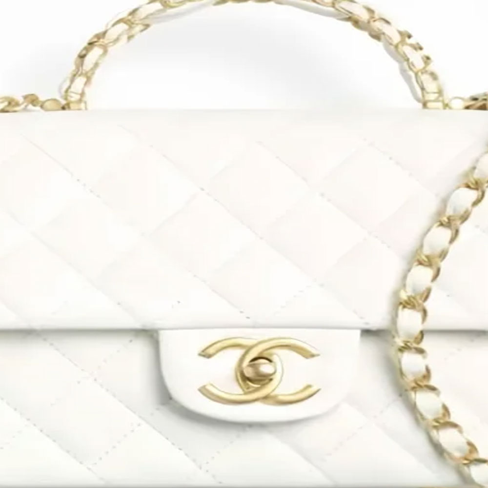 CHANEL Миниатюрная женская сумка из телячьей кожи белого цвета — фото 2