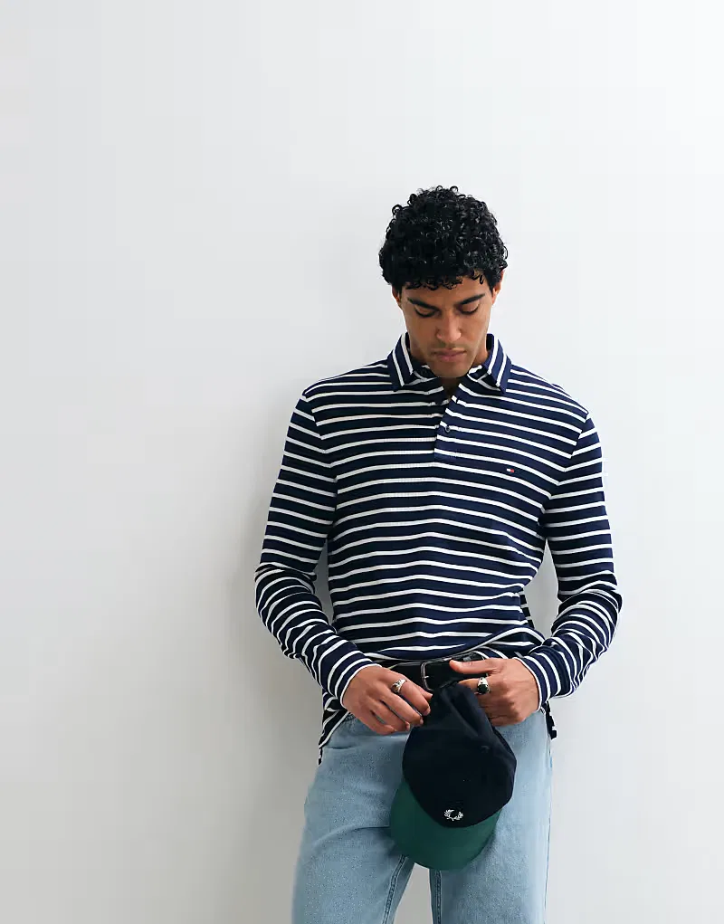 Рубашка-поло с длинными рукавами и вафельной текстурой от Tommy Hilfiger в темно-синюю полоску — фото 3