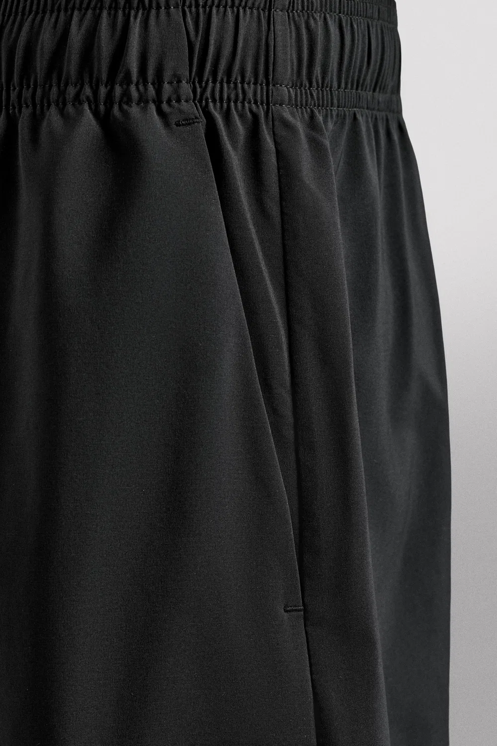 9-дюймовые тренировочные шорты ZARA, Black — фото 3