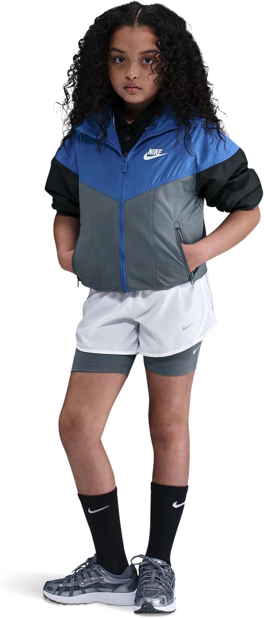 Куртка Nike Kids Sportswear Windrunner Hooded Repel Jacket, цвет Comet Blue/Smoke Grey/Anthracite — фото 4