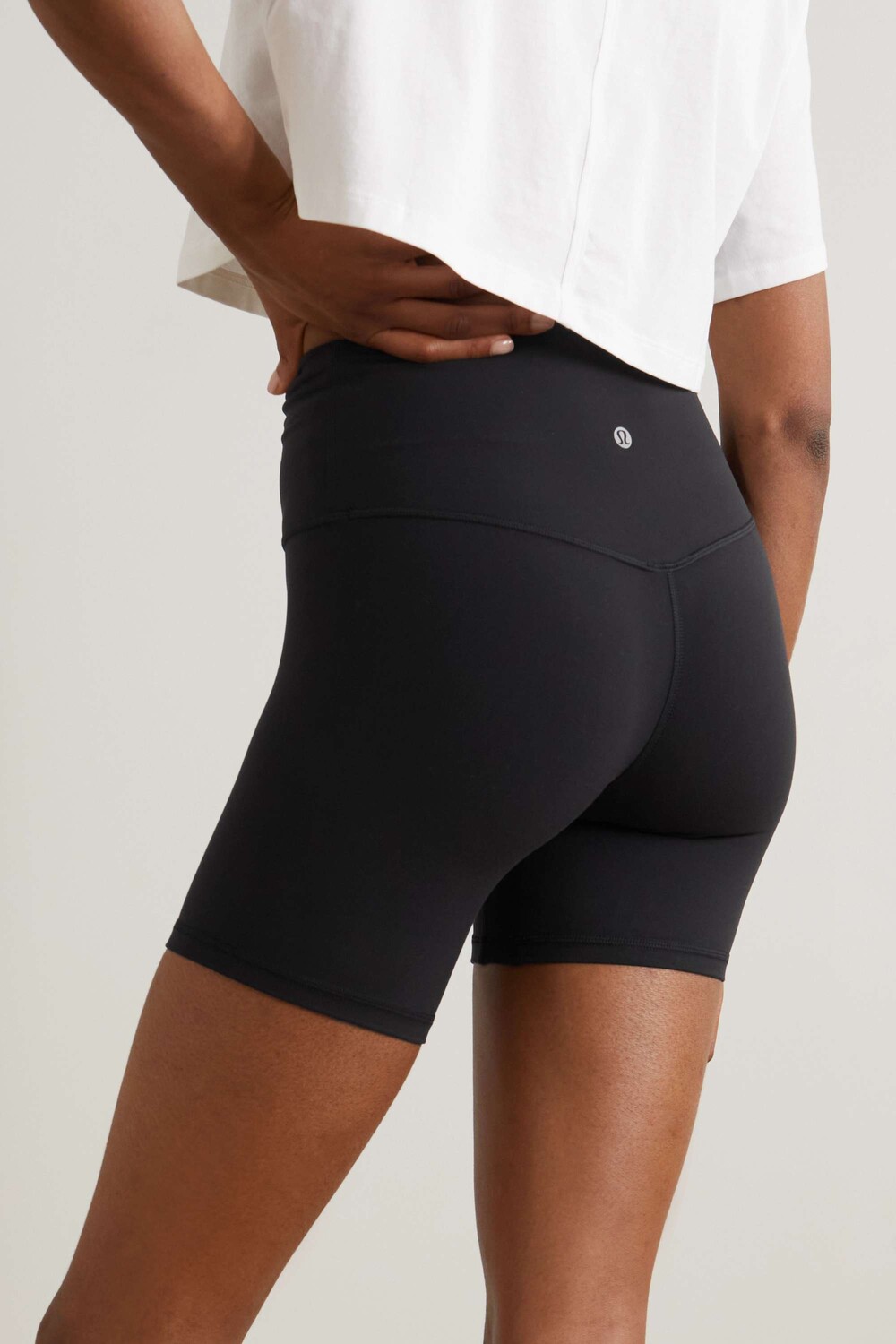 

LULULEMON эластичные шорты Align 6 дюймов, черный
