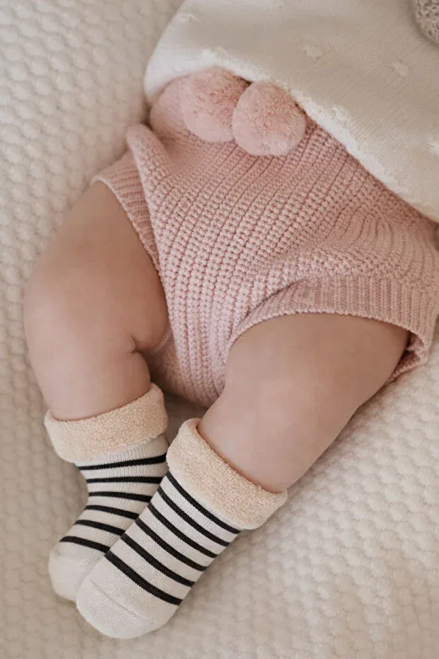 Детские носки для новорожденных полосатые Bony Socks, Ecru/Black