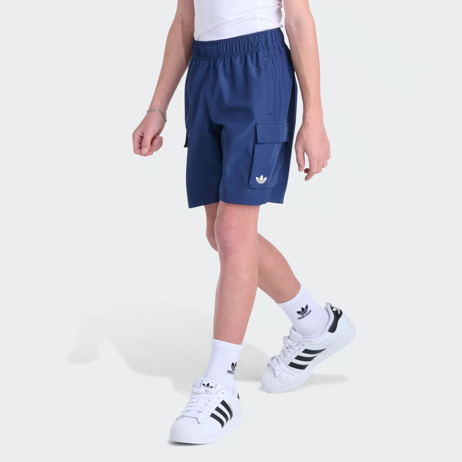 Детские шорты-карго свободного кроя Woven OG Cargo Adidas Originals, темно-синий — фото 3