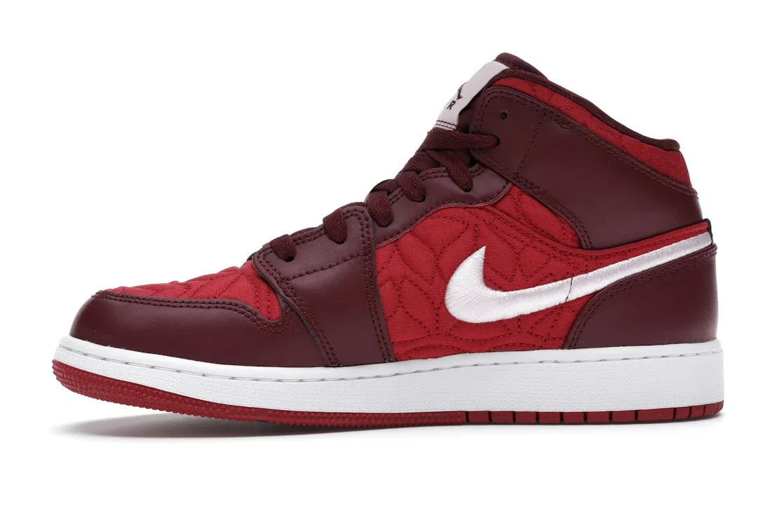 Детские кроссовки с квилтингом Jordan 1 Mid SE Red Quilt Jordan, Gym Red/Dark Beetroot-White-Pink Foam — фото 3