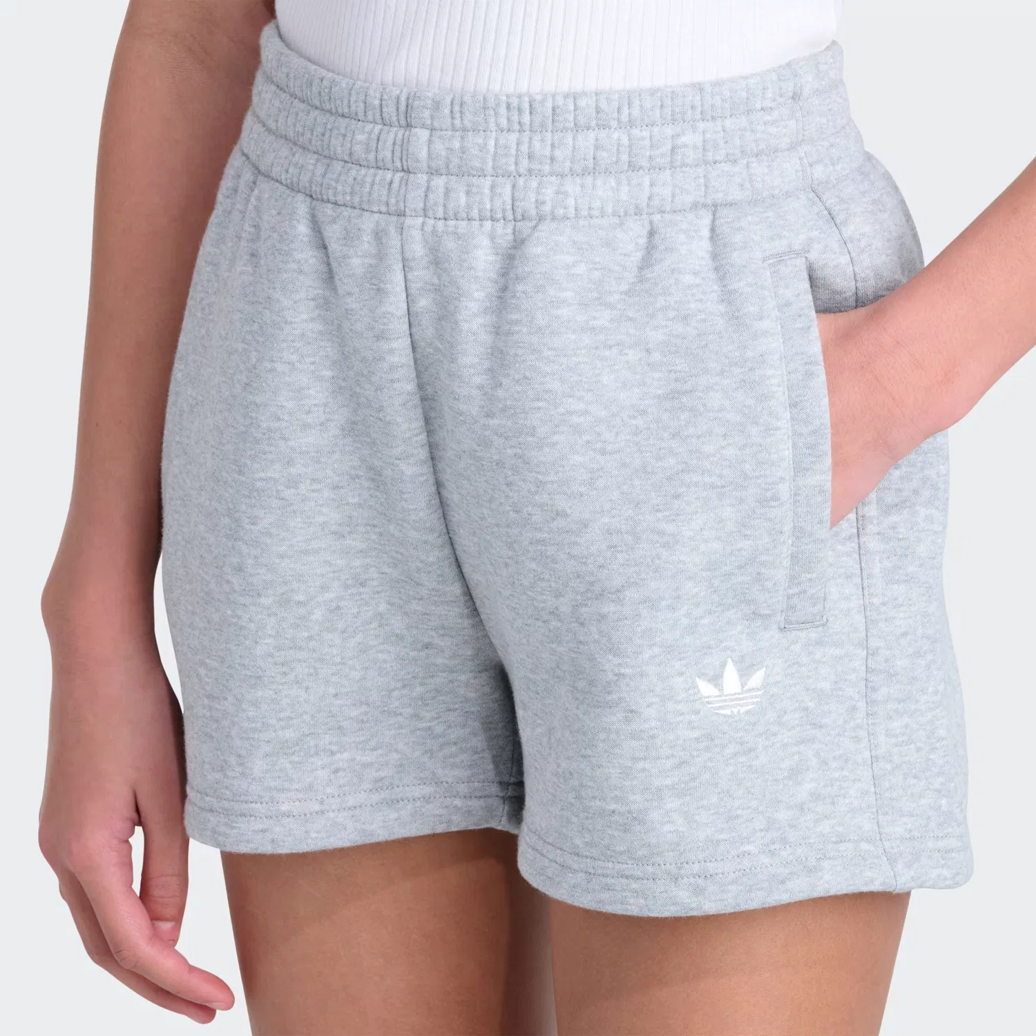 Детские флисовые шорты Essentials Adidas Originals, светло-серый меланж — фото 3