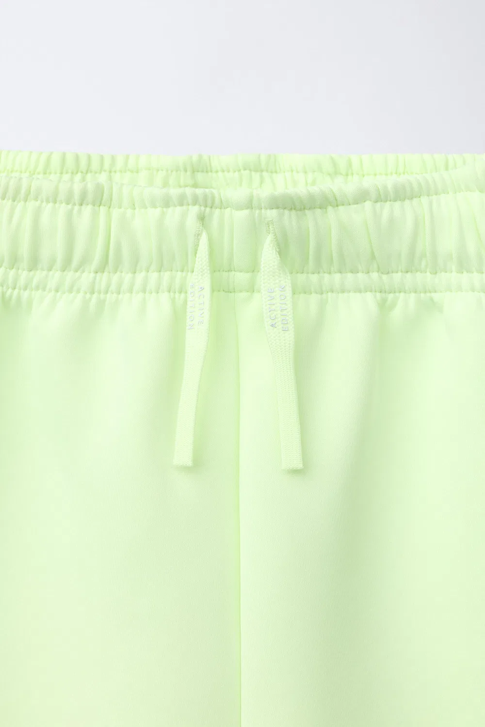 Спортивные неопреновые неоновые шорты-бермуды ZARA, Fluorescent lime — фото 3
