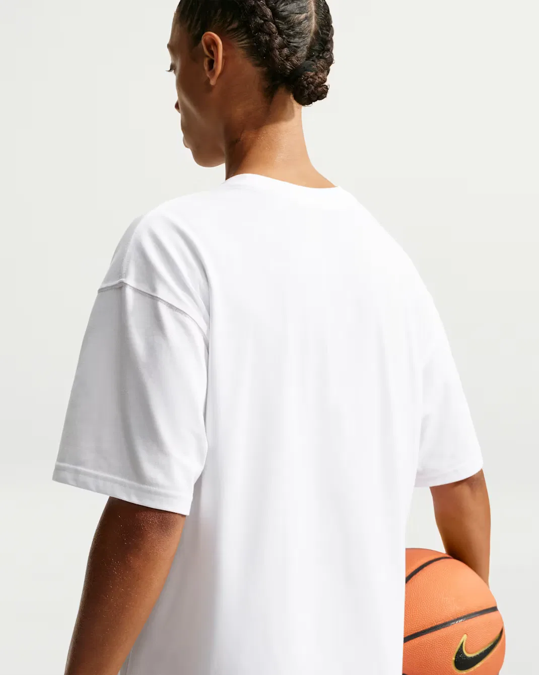 Баскетбольная футболка Nike Dri-FIT Sabrina, White — фото 4