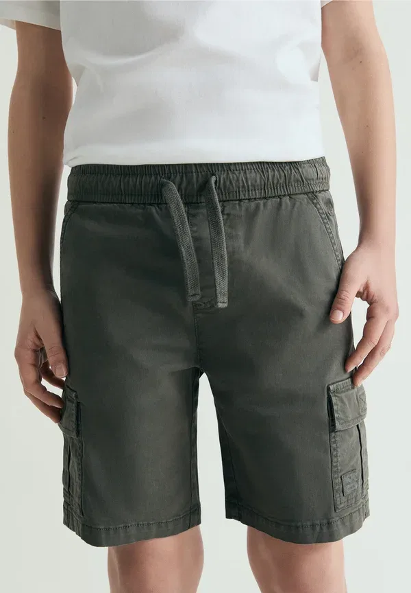 Шорты хлопковые Adam cargo shorts kids Scalpers, darkkhaki, хаки