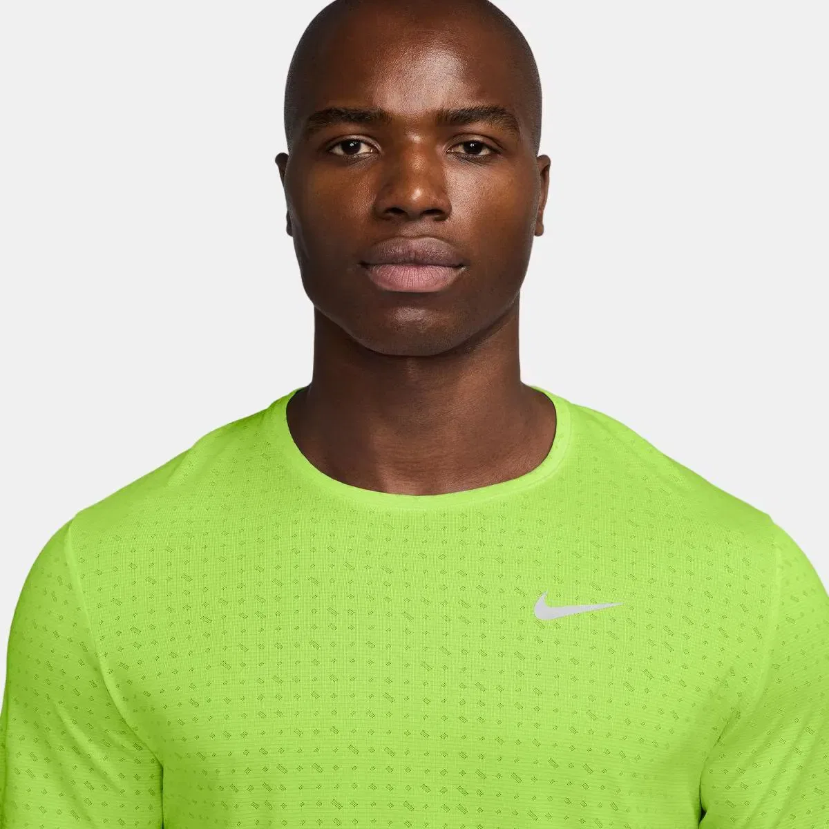 Мужская футболка с коротким рукавом Miler Breathe Nike, Amarillo — фото 3