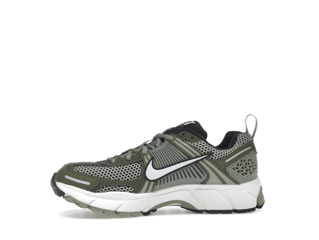 Детские кроссовки Lifestyle Nike Zoom Vomero 5, Cargo Khaki/Light Army/Photon Dust/Black — фото 3