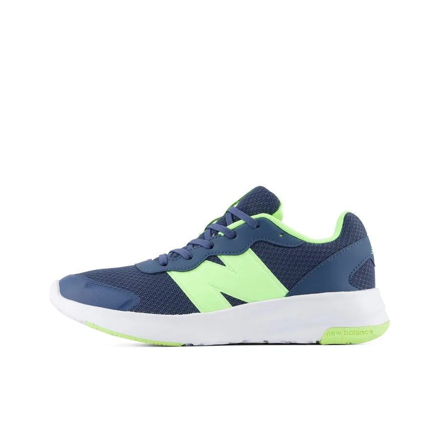 Спортивные кроссовки New Balance синего цвета
