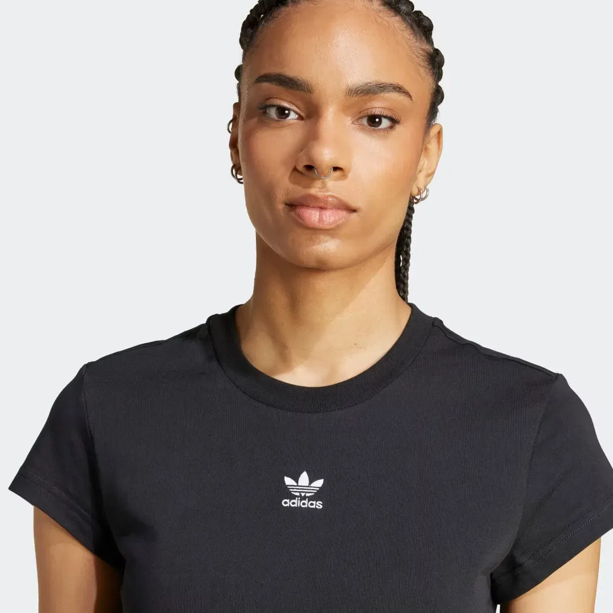 Женская футболка хлопковая Trefoil Essentials adidas, Negro — фото 3