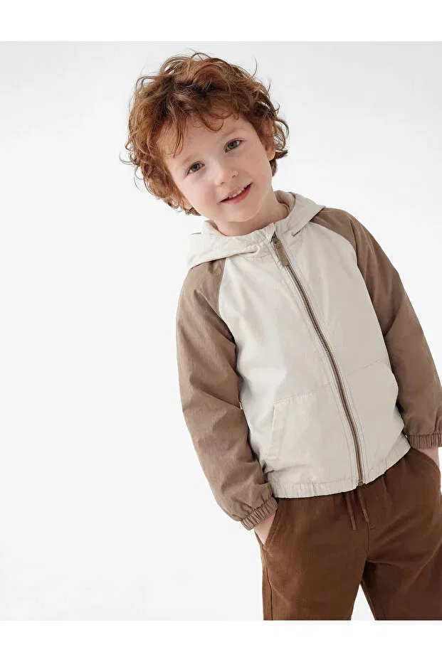 Детское зимнее пальто для девочек с капюшоном Color Block Kangaroo Pocket Detail Zip Detail Hooded Transitional Jacket Koton, Ecru — фото 3